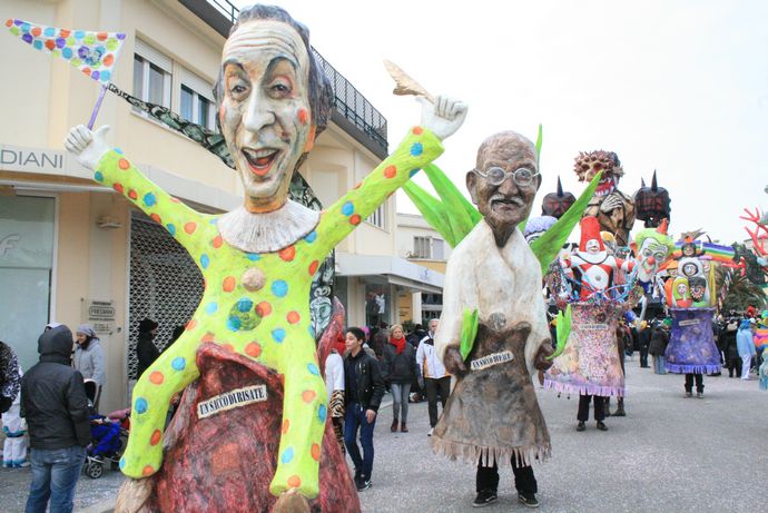 Ingrandisci la foto
